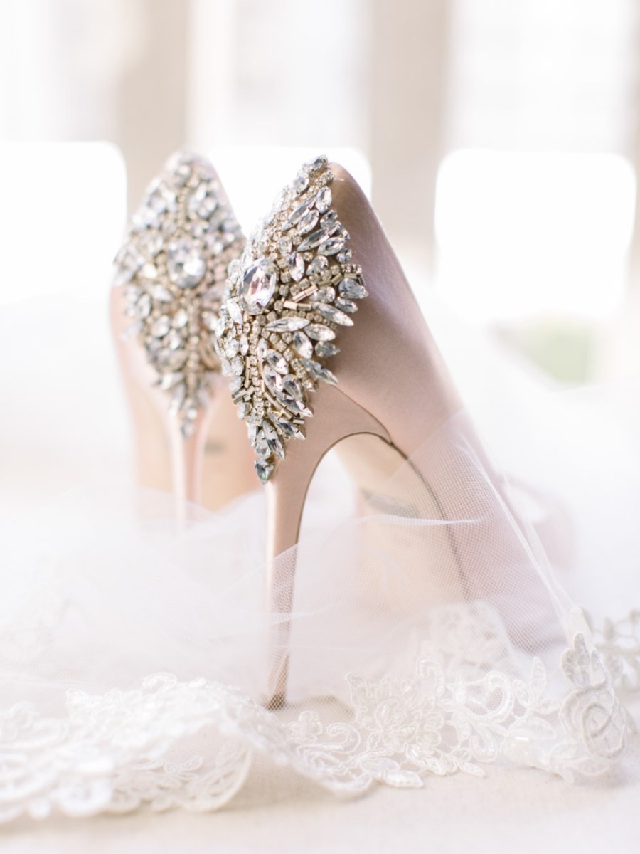 DIY Modern Romantic Wedding at The Bently Reserve in San Francisco