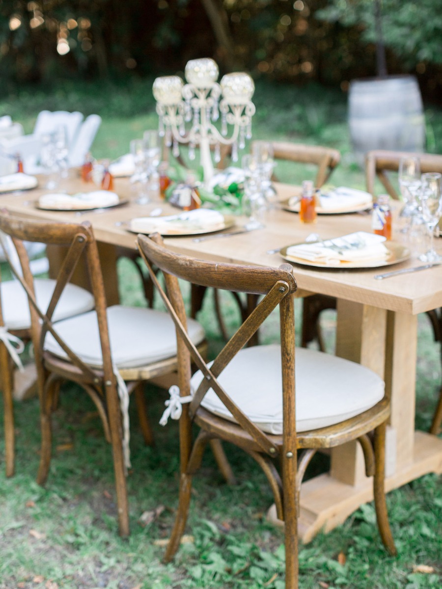 Farmhouse Wedding: Sweet Love Story, Vows, and a Pink & White Celebration