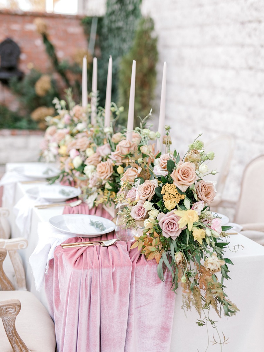 How To Have A Soft Pink And Gold Autumn Wedding
