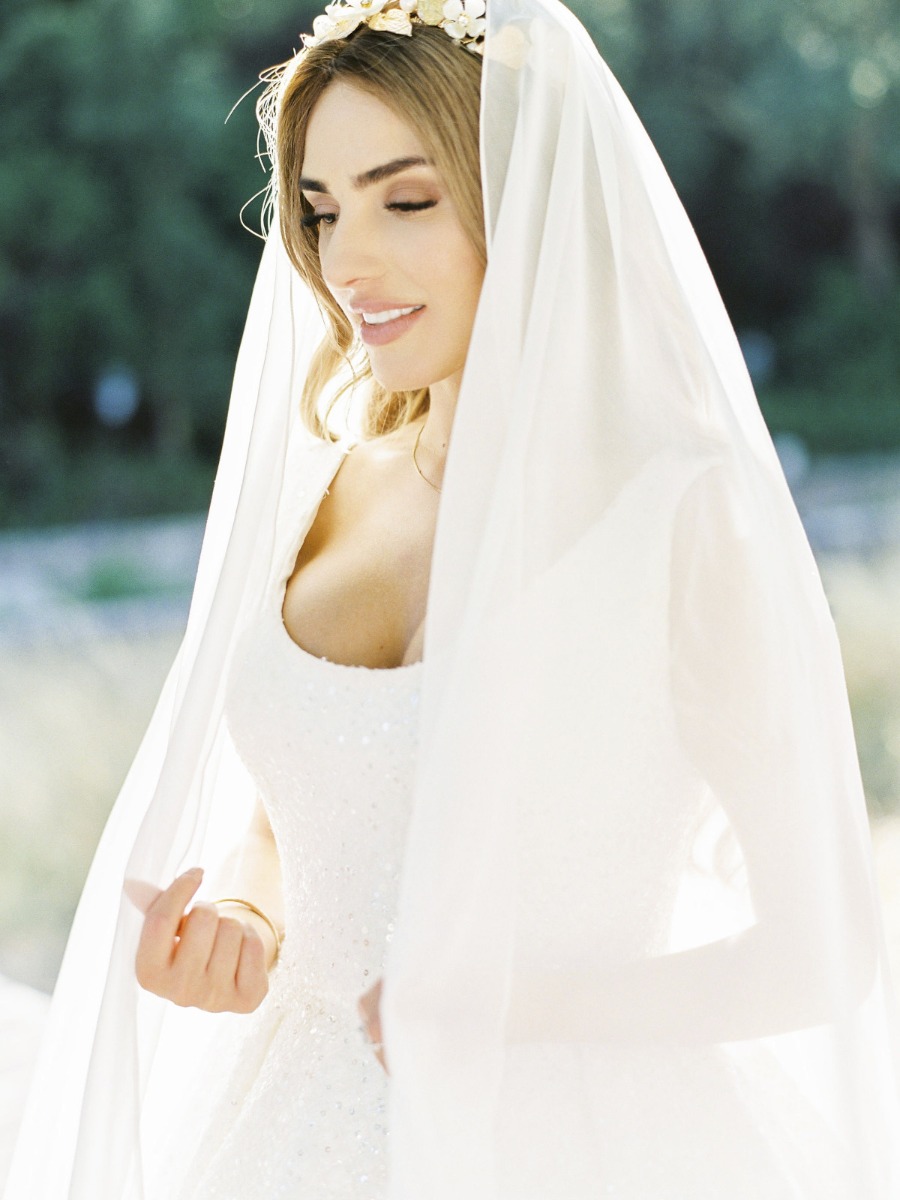 Luxurious Portugal Wedding: Parisian Sophistication & Bride Goals