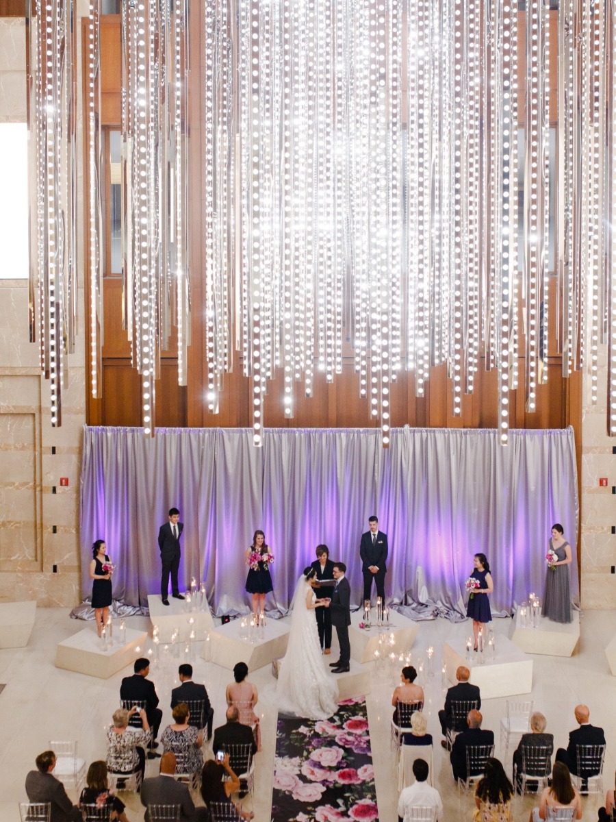 Chic Chicago Wedding: Modern Style, Rooftop Reception & Floral Decor