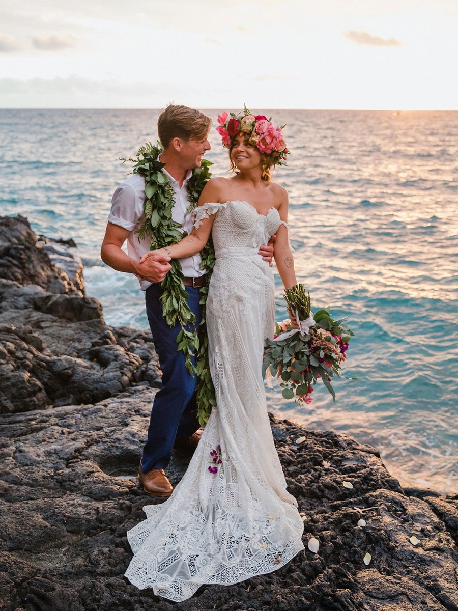 Tropical Hawaiian Wedding: Boho Chic & Island Vibes in Kona