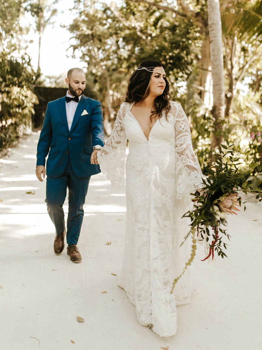 Boho Paradise: A Stunning Barefoot Beach Wedding in Key Largo!