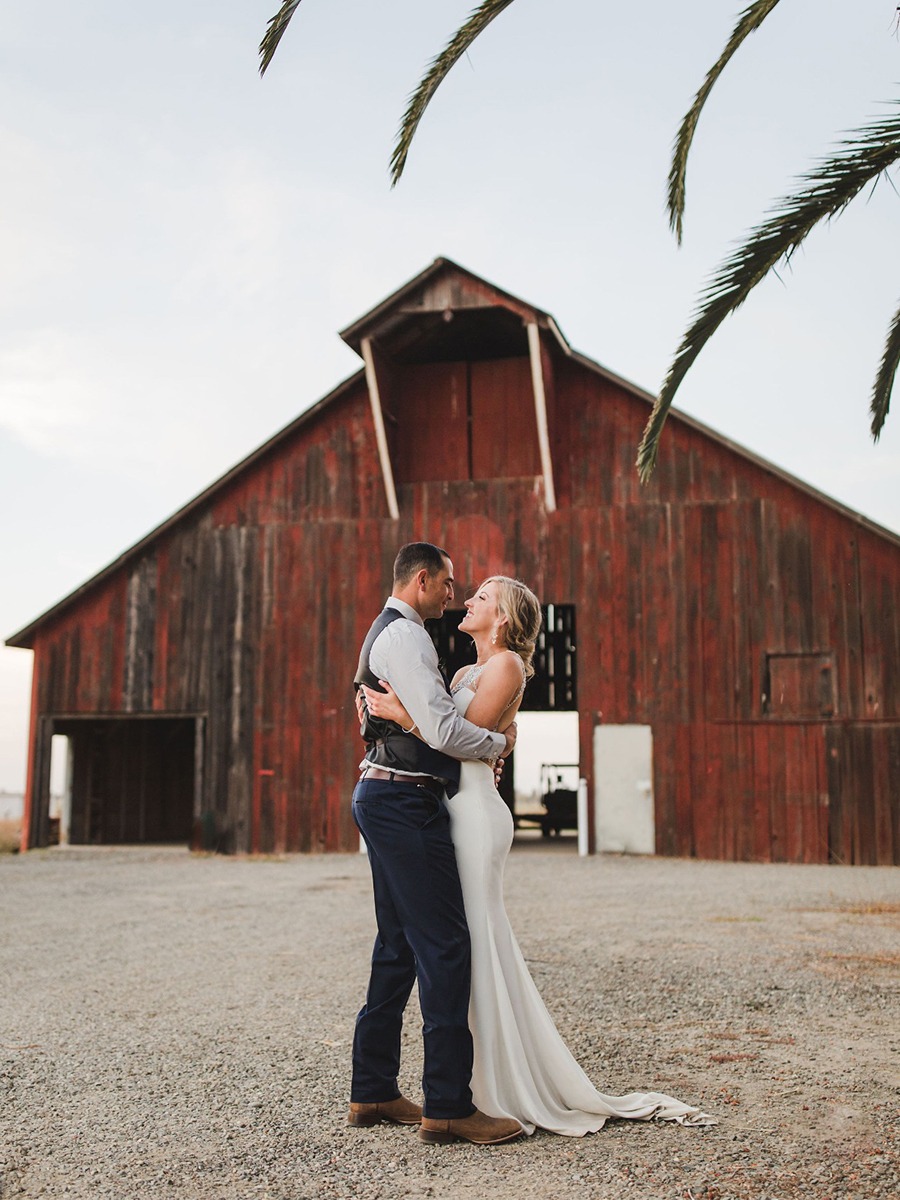 Adorable Couple's Eclectic Bohemian Chic Wedding: Lauren & Cory's Love Story