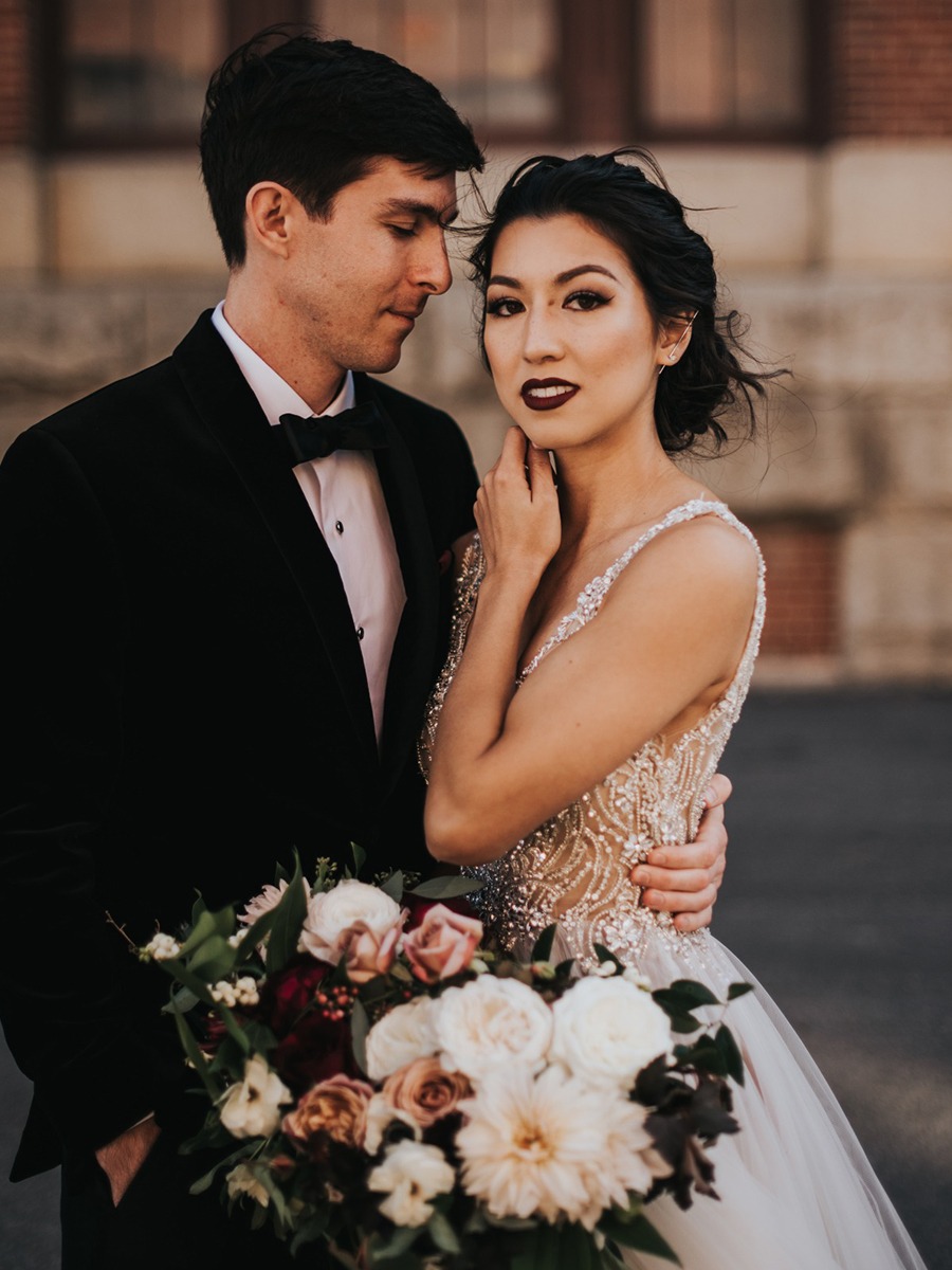 Edgy & Sparkly DC Wedding: Modern Romance with Glitter & Gold Foil