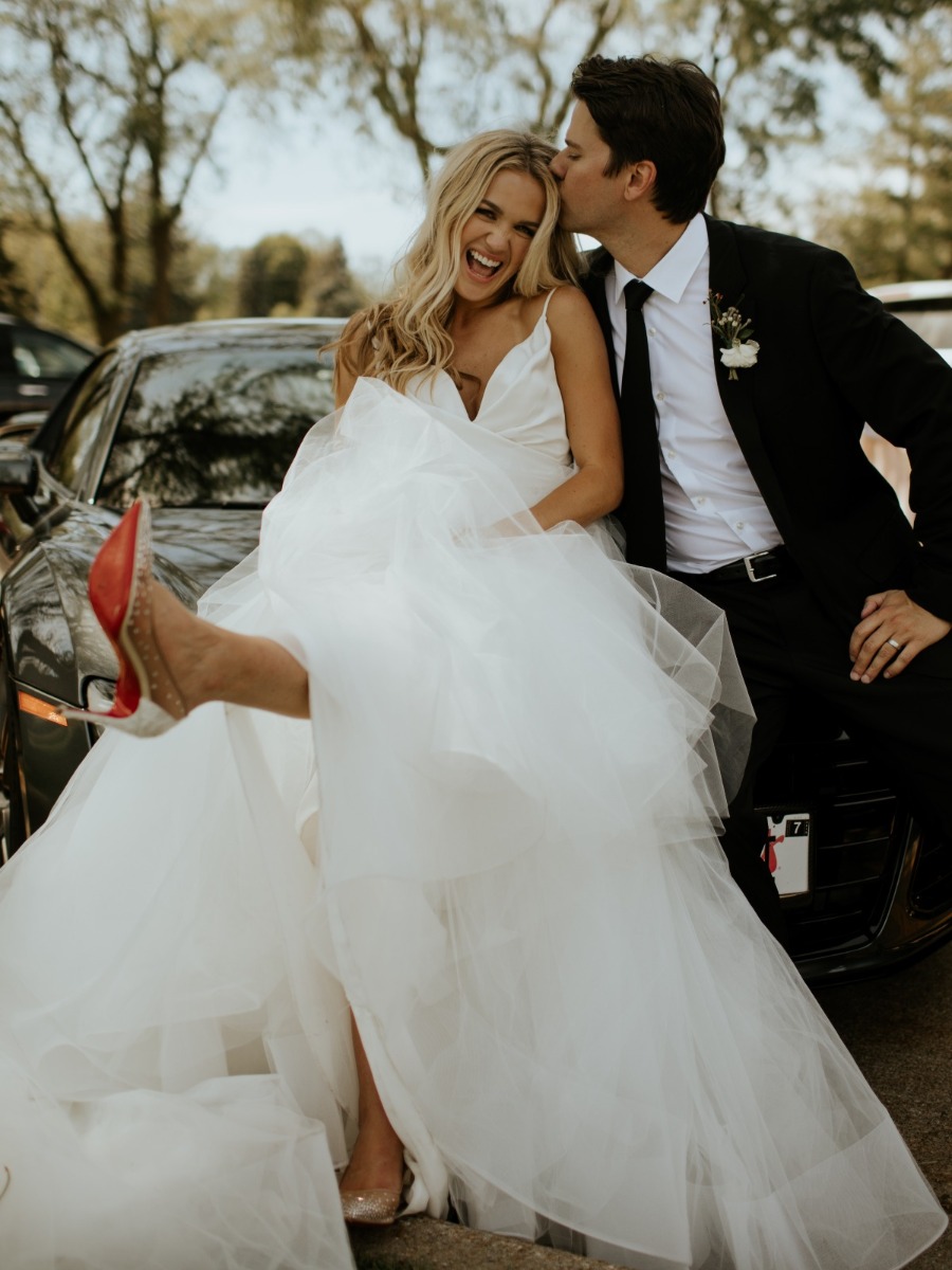 Super Fun Brunch Wedding: Blush & White Celebration in Omaha, Nebraska