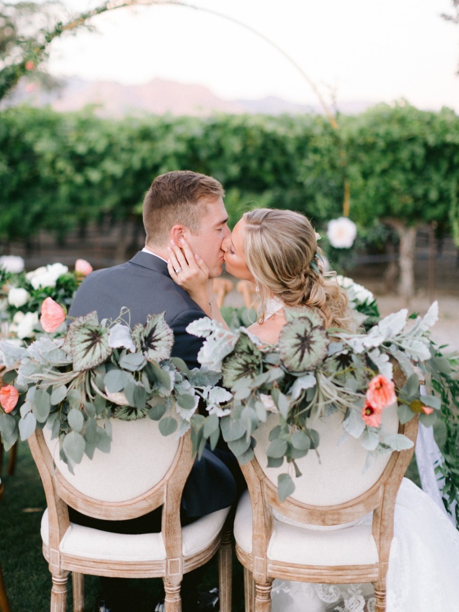 Elegant Las Vegas Winery Wedding: Pahrump Valley Romance