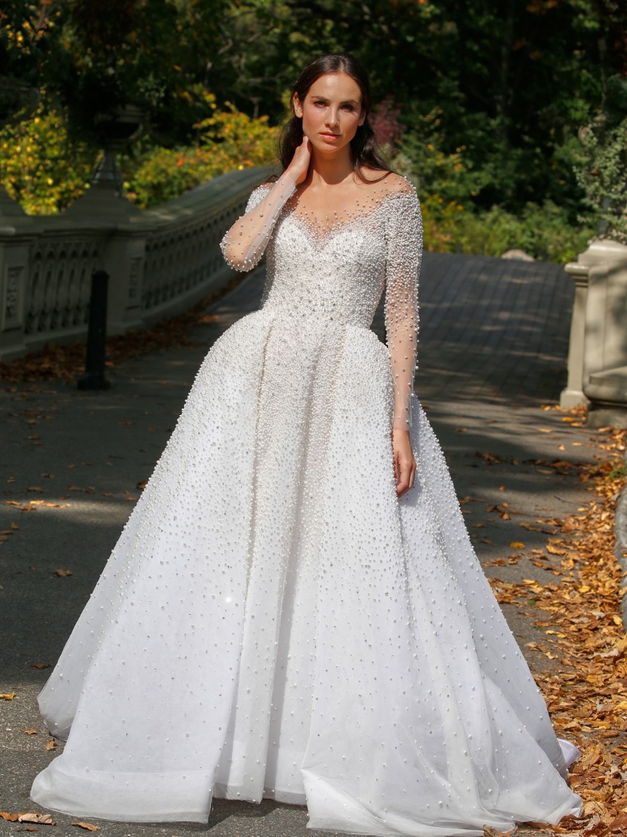 Gracy Accad Wedding Dresses: Modern Elegance & Timeless Grandeur