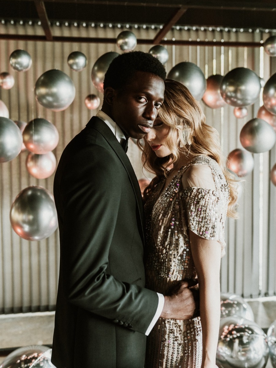 Pink Disco Wedding Inspiration: Glam Vibes, Disco Balls & Spanish Venue