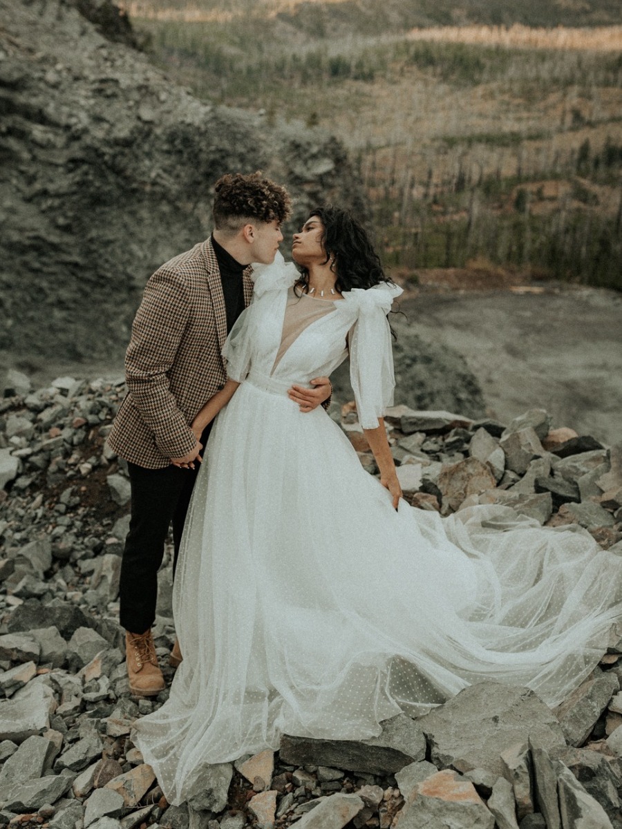 Moody Cliffside Elopement: Intimate Wedding Inspiration for Two