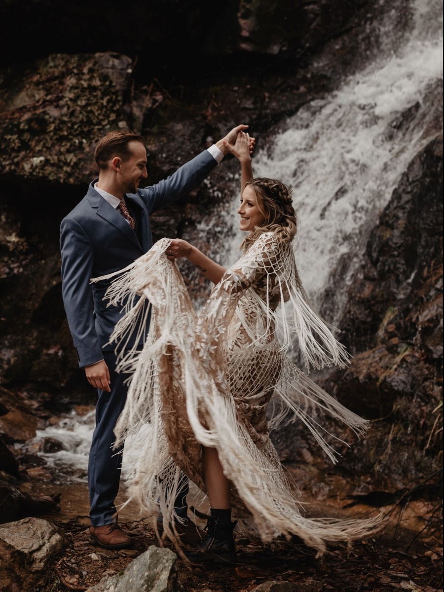 Adventure Elopements: Mountaintop Weddings Made Easy