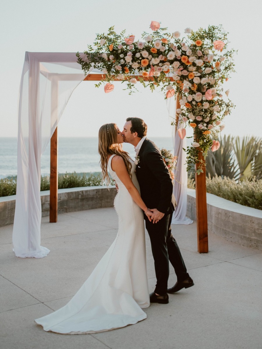 Modern & Artsy Cabo Wedding: The Cape Hotel Inspiration