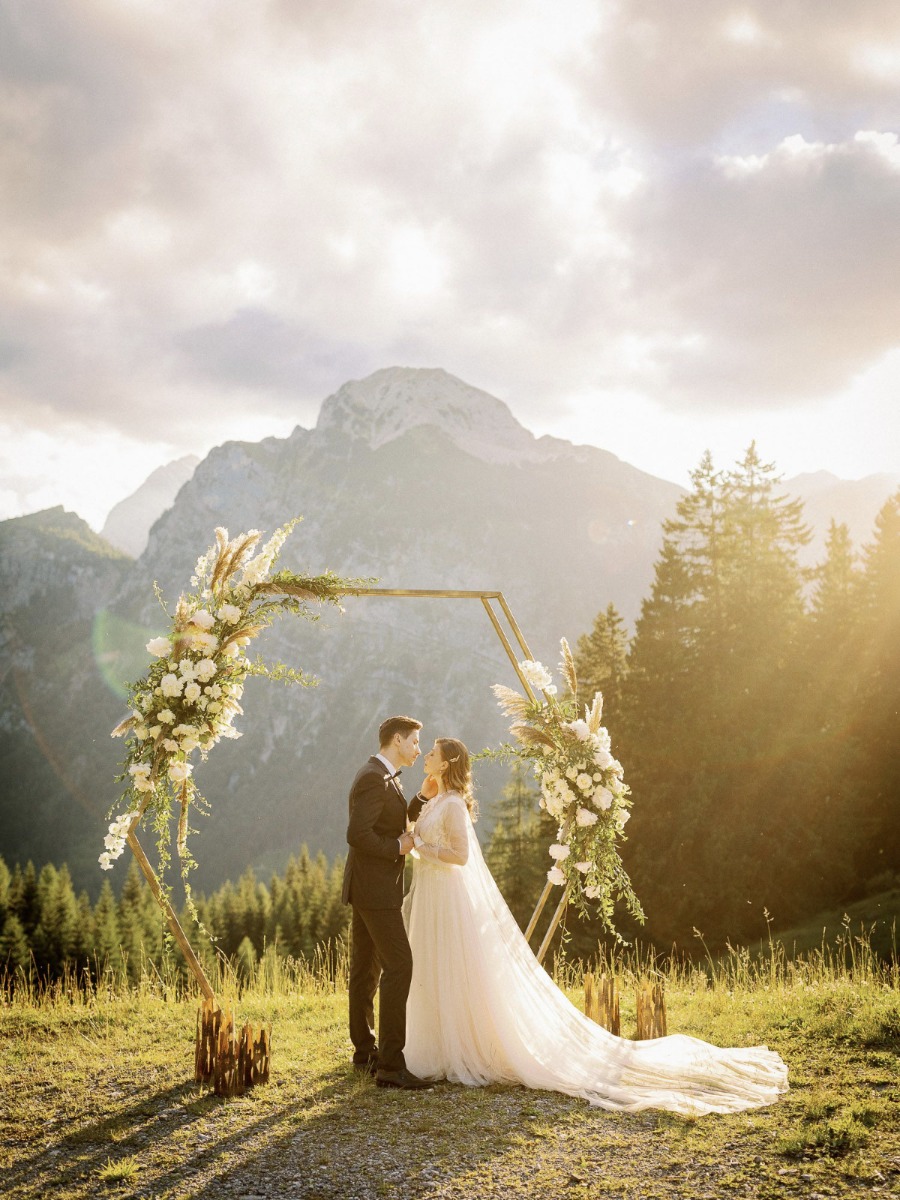Austrian Alps Elopement: Romantic Mountain Wedding