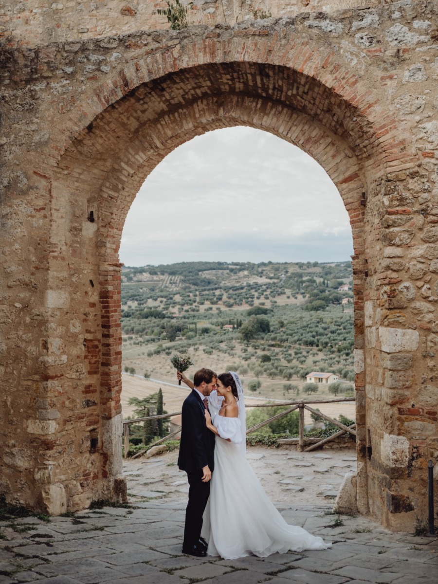 Tuscan Wedding Dream: A Bespoke Gown, Vineyard & Ancient Charm