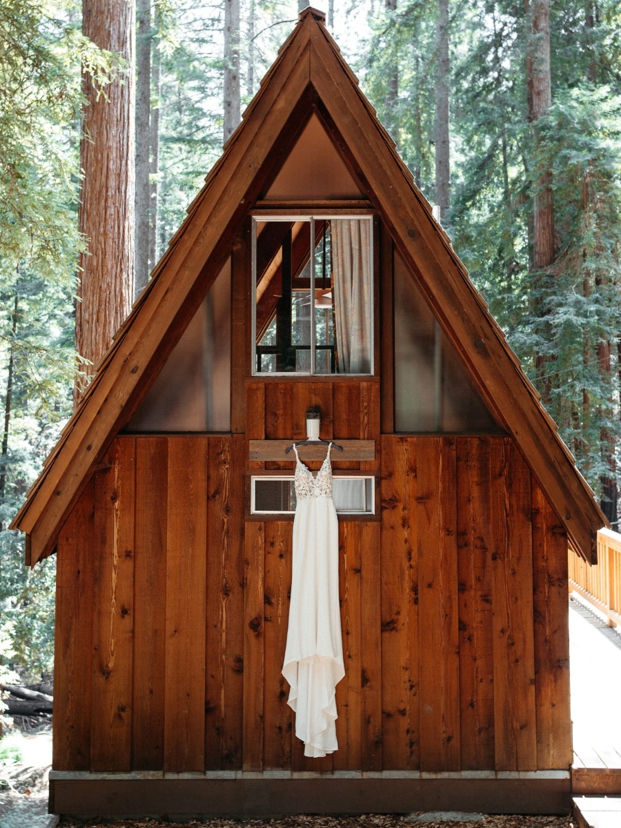 Rustic Redwood Wedding: Glam Cabins & Epic Love
