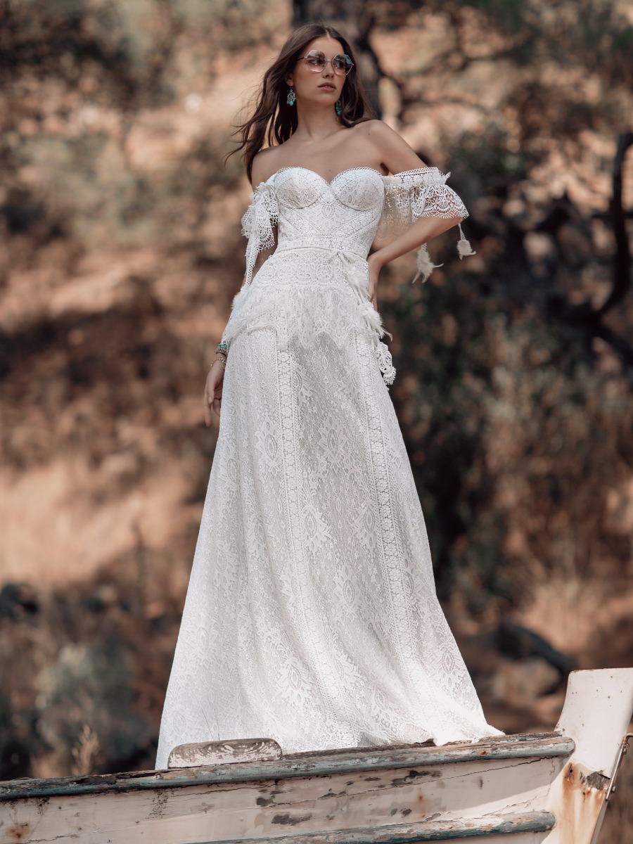 Ariamo Bridal Debuts Bohemian Rhapsody & Dia Noche Collections