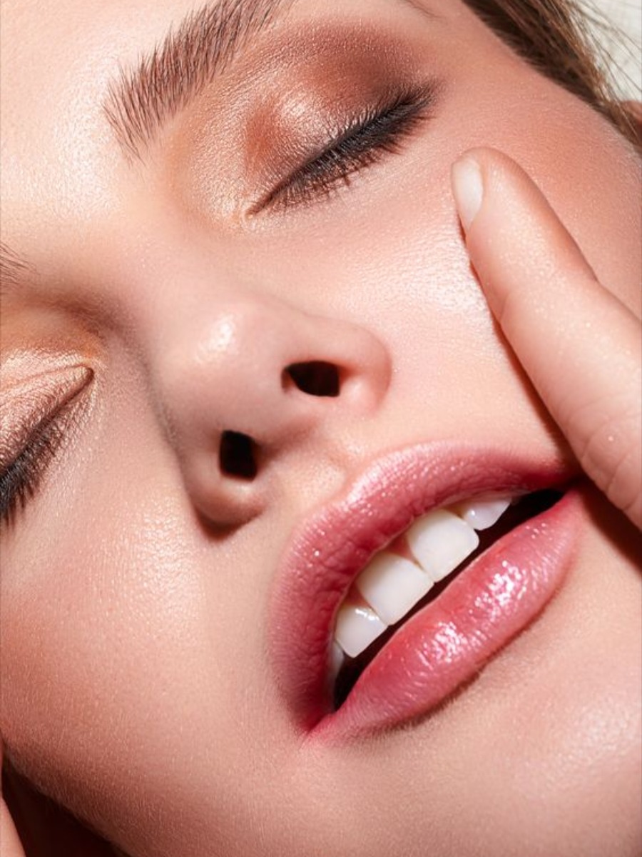 Ombre Lips: The Wedding Makeup Trend You Need to Know & Love!