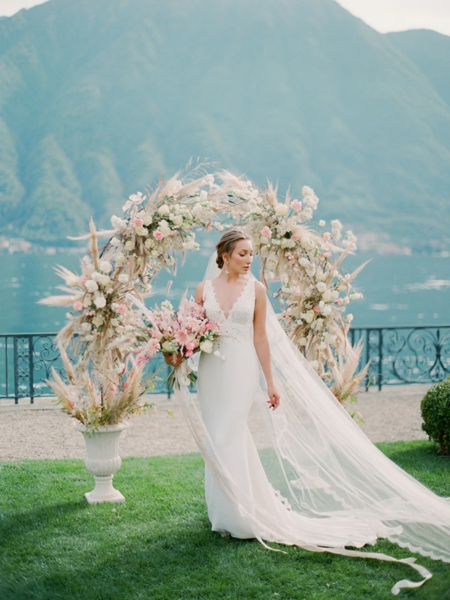 Spectacular Waterfront Wedding Venues for Your Dream Celebration