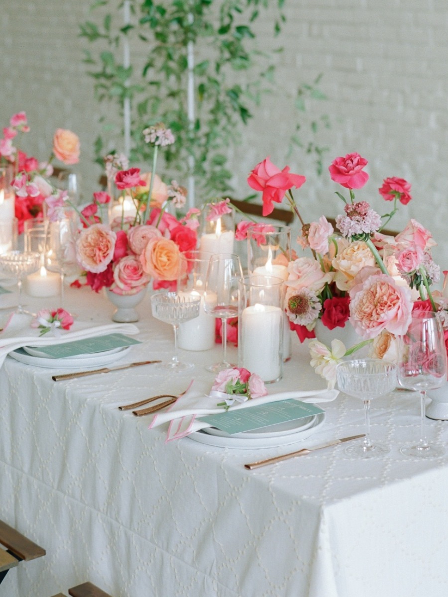 Must-See Art Deco Wedding Inspiration: Bold Colors & Textures