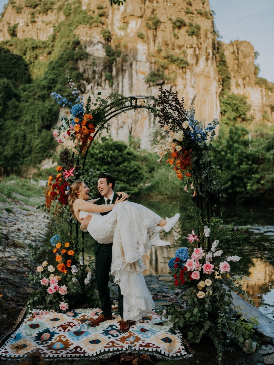 Love between the rivers: a South East Asian elopement