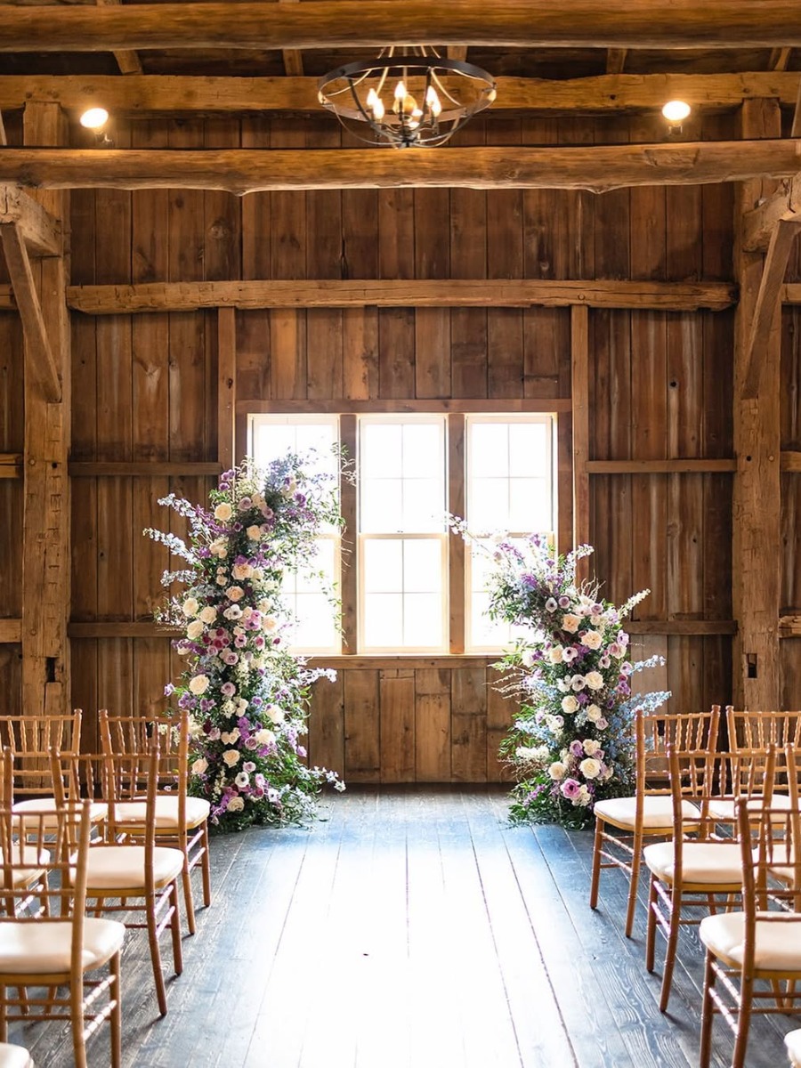 Your all-inclusive barn wedding with Michelin-level food is calling
