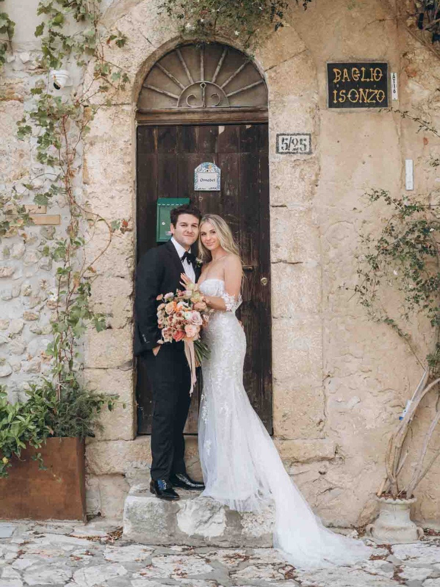 Romantic Sicilian Micro-Wedding with Peach Florals and Coastal Views
