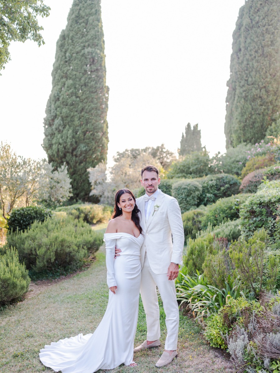 Modern elegance meets timeless beauty at this wedding in Cannes