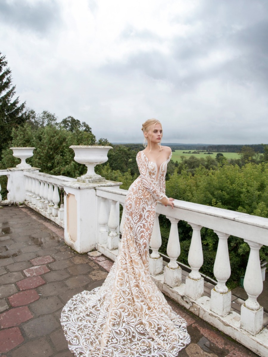 Stunning Nurit Hen Fall 2017 Bridal Gowns
