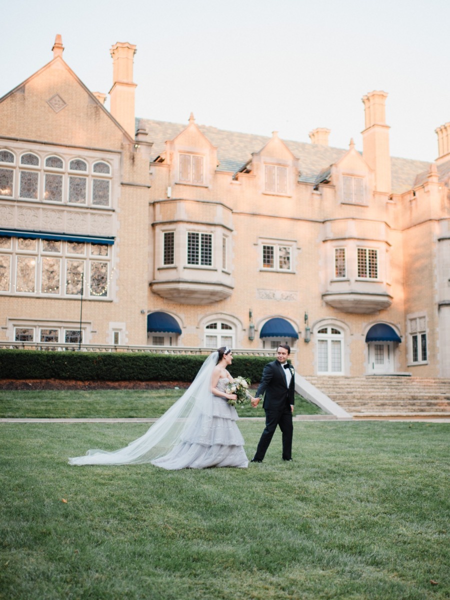 The bride wore a vintage Oscar De La Renta to this Victorian wedding
