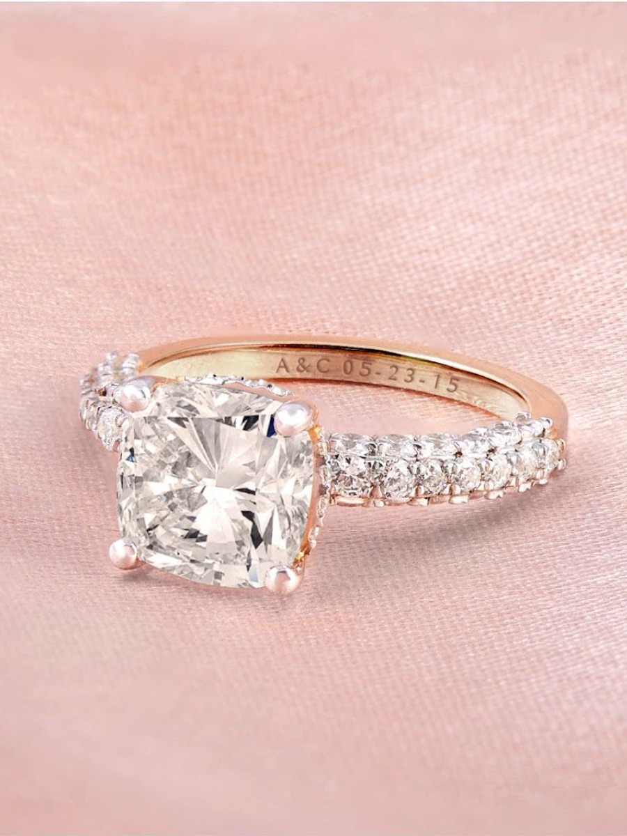 What to look for when you're shopping online for engagement rings