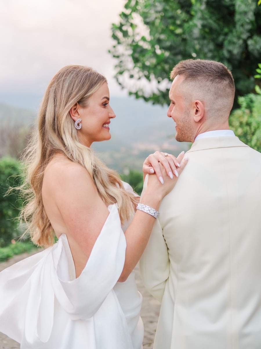 A dreamy wedding at a villa in the hills of tuscany