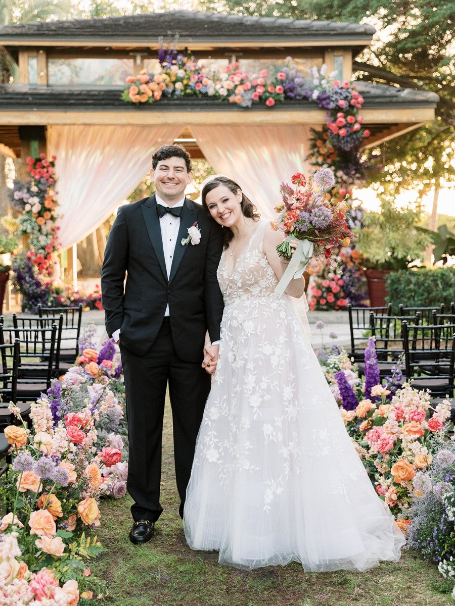 2 lawyers planned an electric festival-inspired wedding in Washington