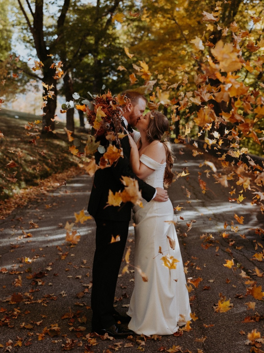 Gorgeous fall wedding in vermont with some cinematic inspo