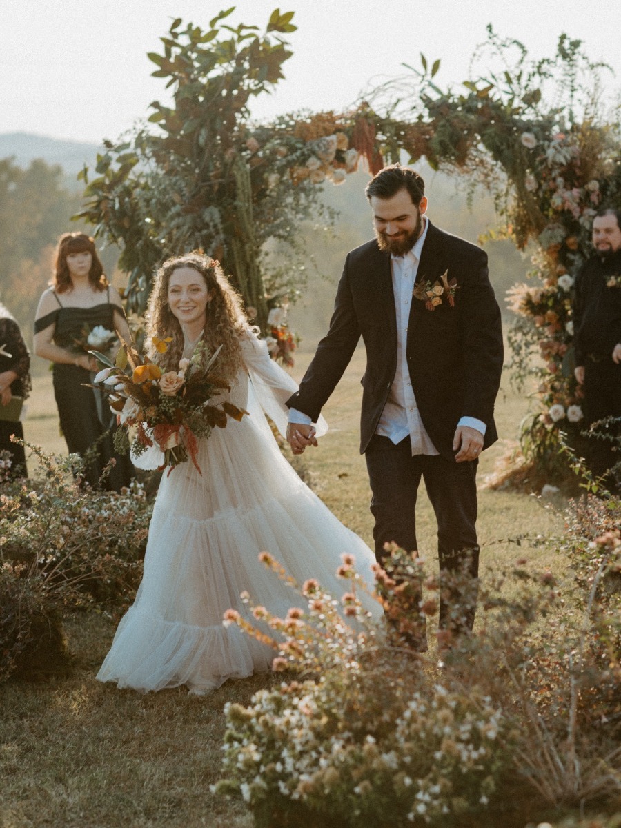 A whimsical western micro-wedding with all the fall feels