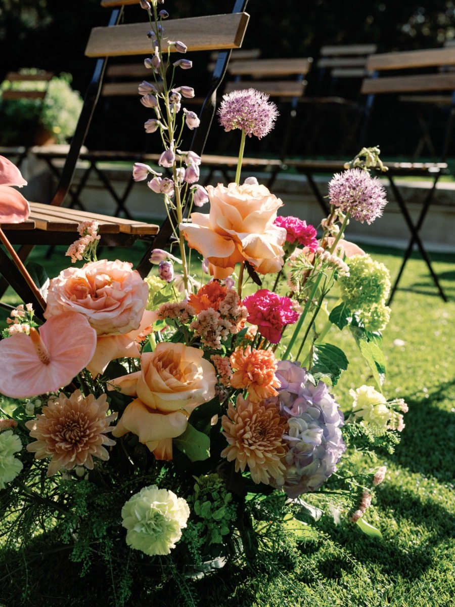 Black tie garden wedding that re-invents the pastel color palette
