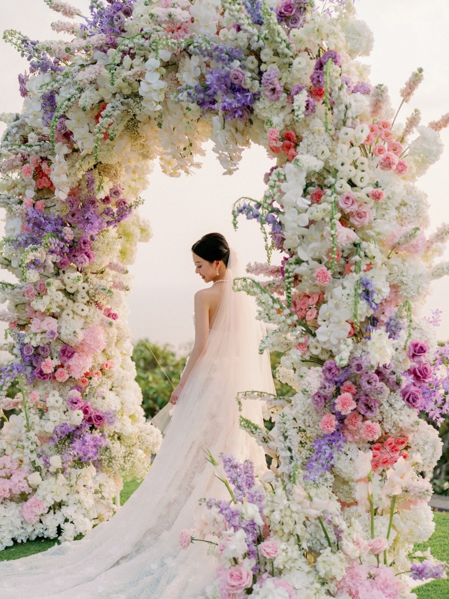 Pretty pastel wedding in Phuket with showstopping sparkling lighting