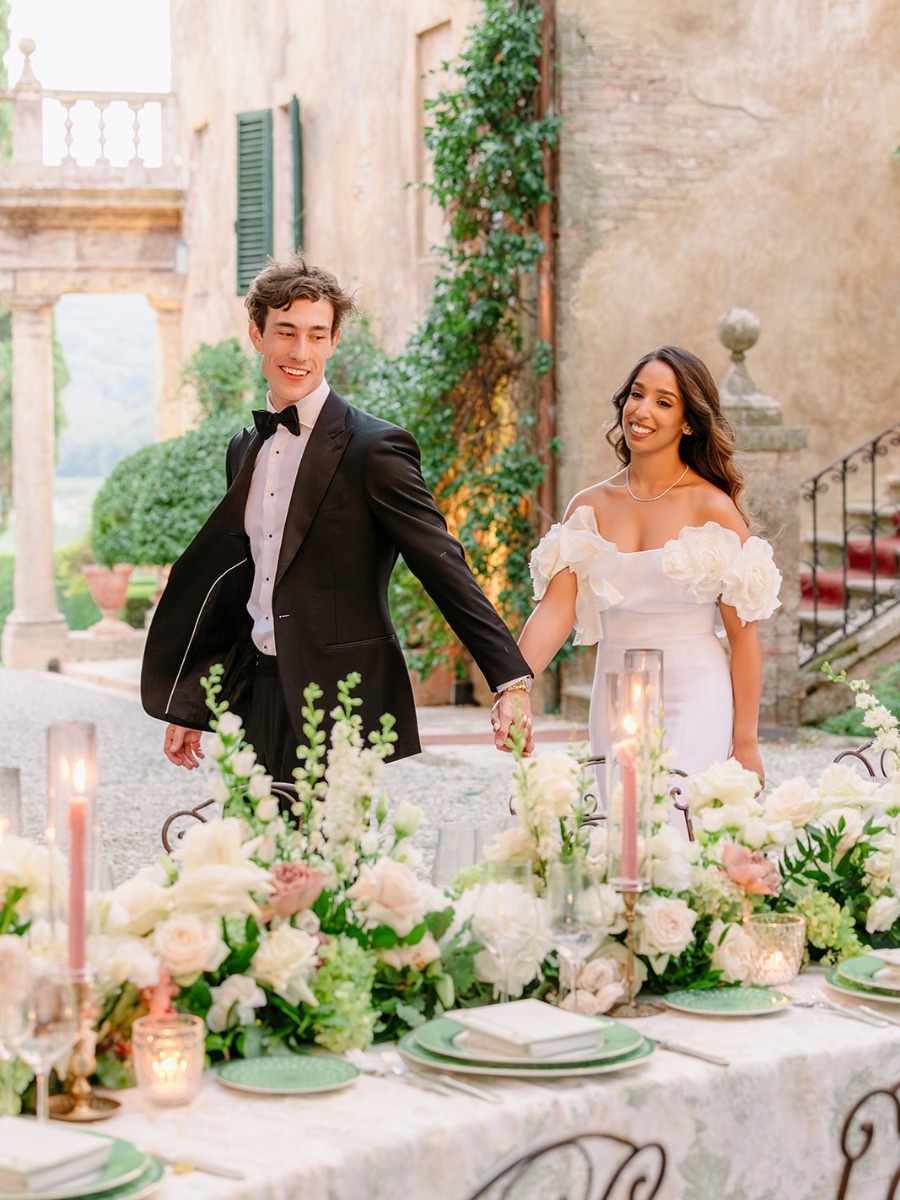 A luxury italian destination wedding that started with a pool party