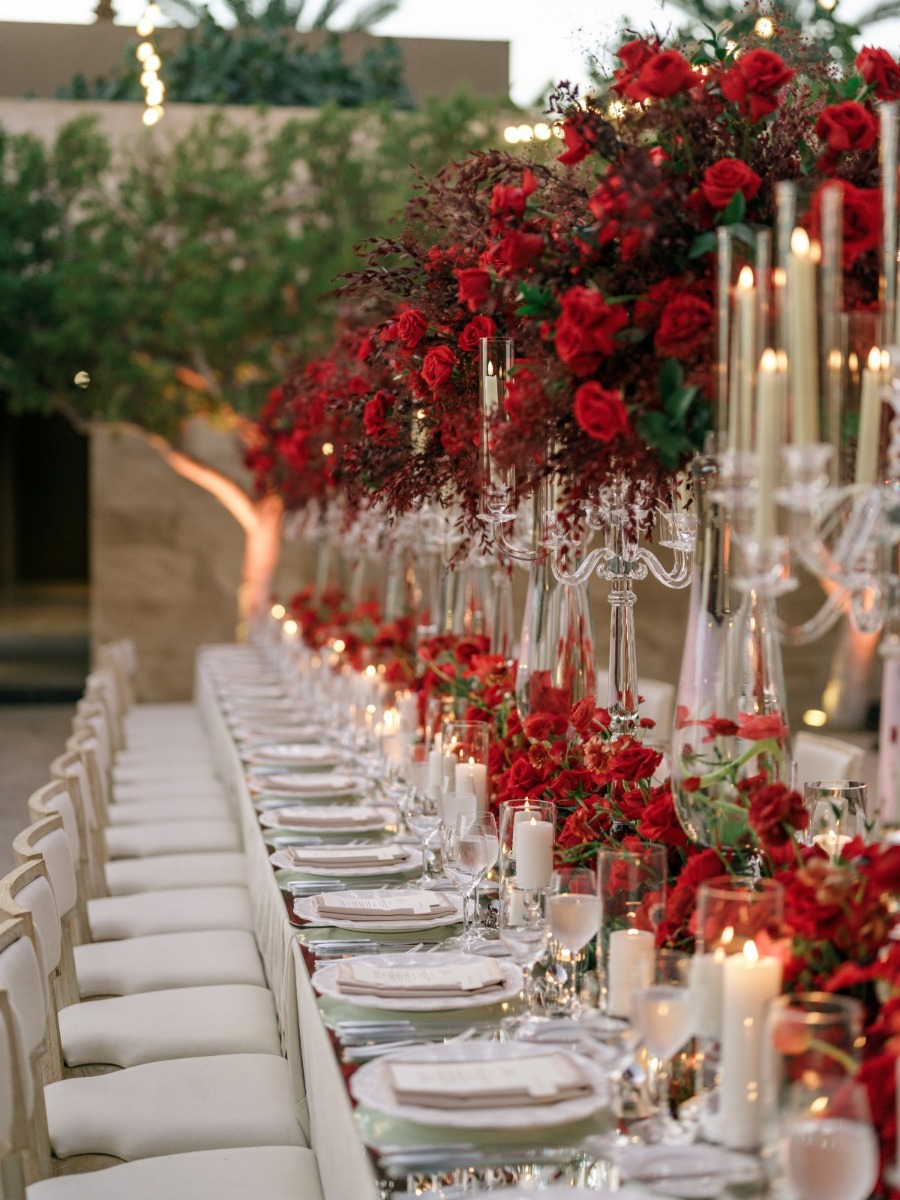 A passionate red and white beachfront wedding in los cabos