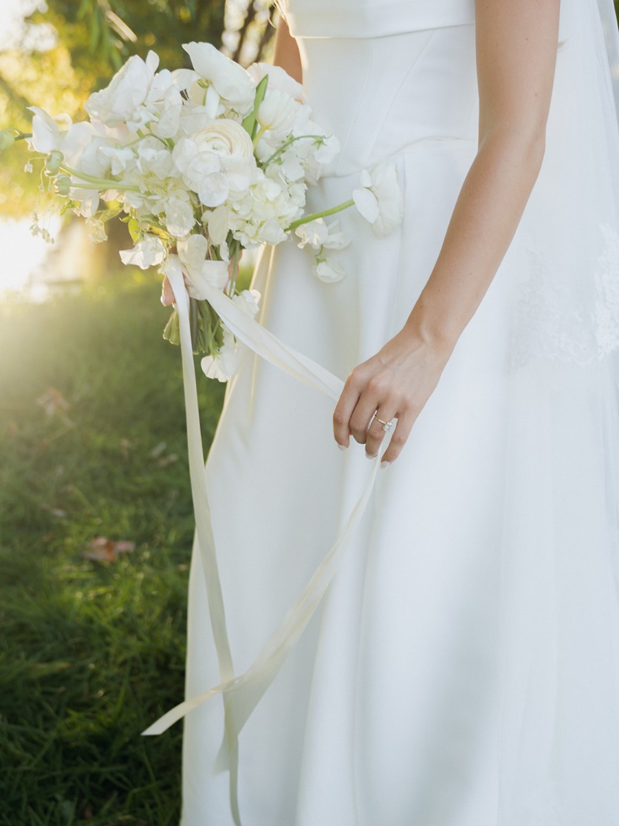 Idyllic rocky mountain wedding in shades of peach and ivory