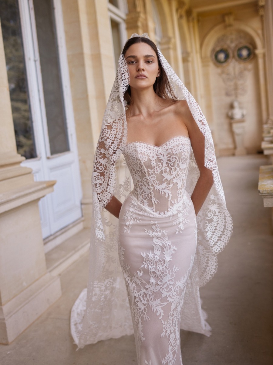 A Secret Glow You Can Wear: Arava Polak’s F/W 2026 Bridal Collection Is Next-Level Glam