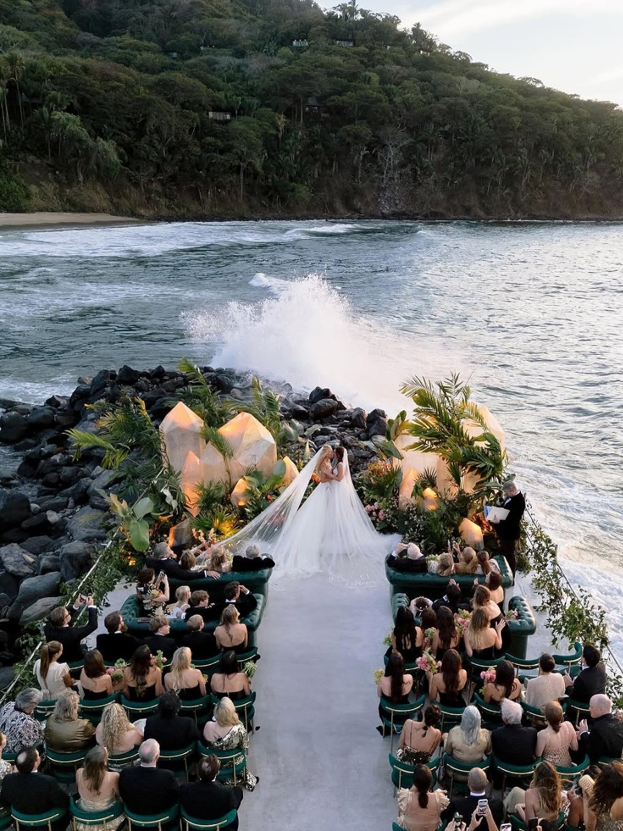 The 20 Most Instagrammable Wedding Venues You'll Ever See