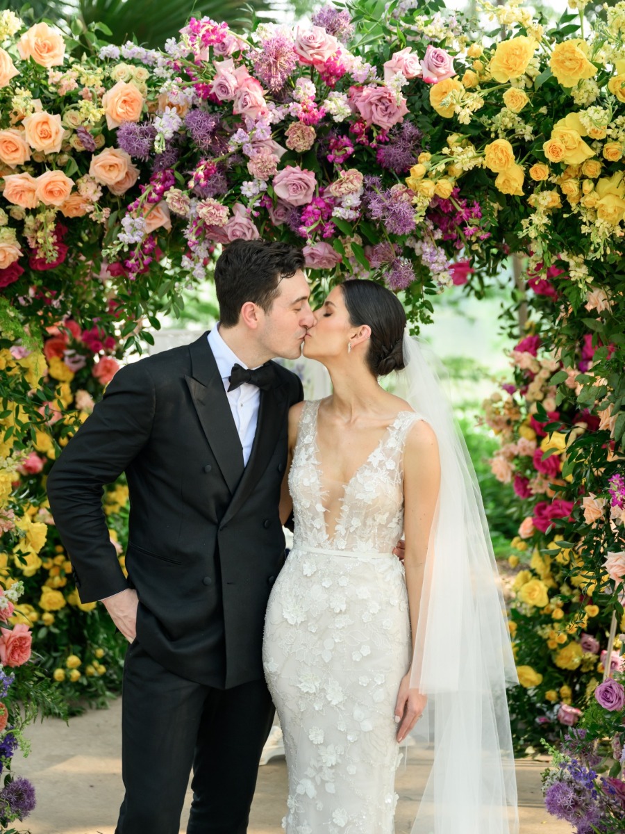 A color explosion for this chic garden wedding in austin