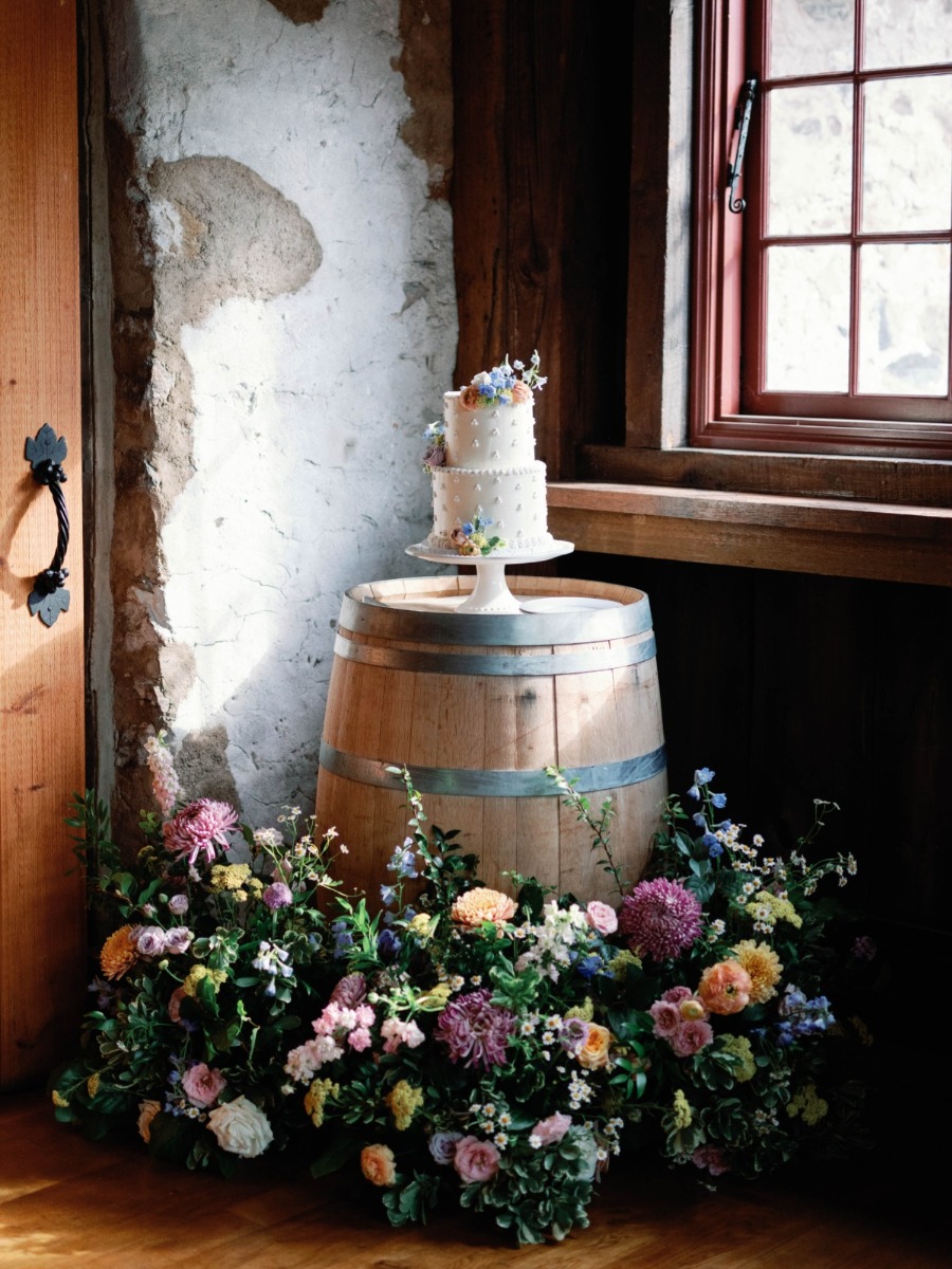 Rustic meets english garden party in this pretty pastel barn wedding