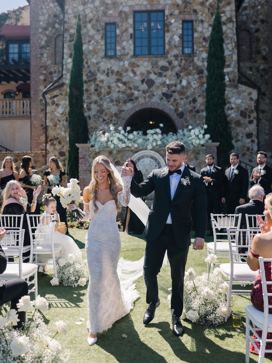 Monochromatic doesn't have to be minimalist and this wedding is proof