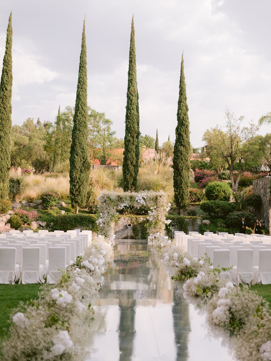 Romantic fairytale wedding in san miguel de allende