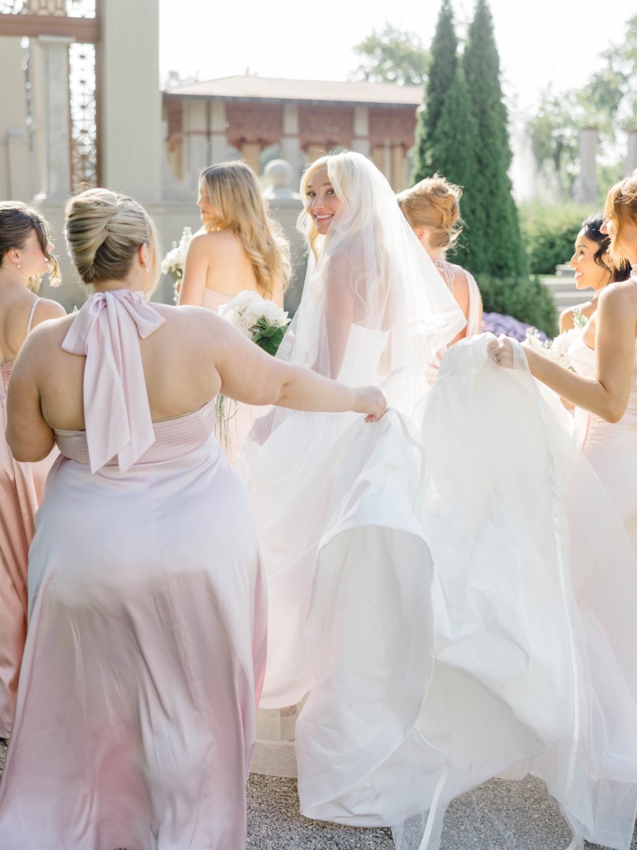 This beauty influencer did her own makeup for her chic garden wedding