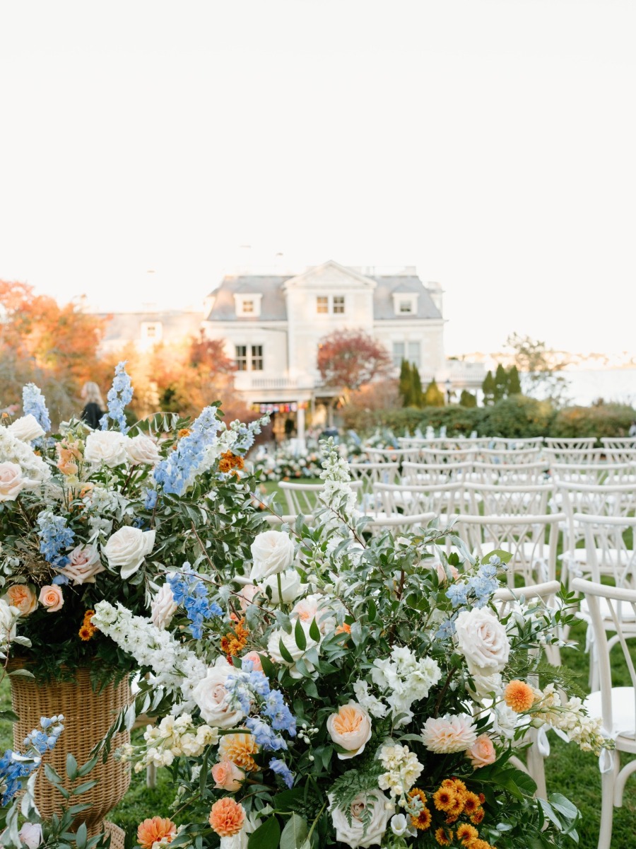 Here’s how to pull off an effortlessly chic estate wedding