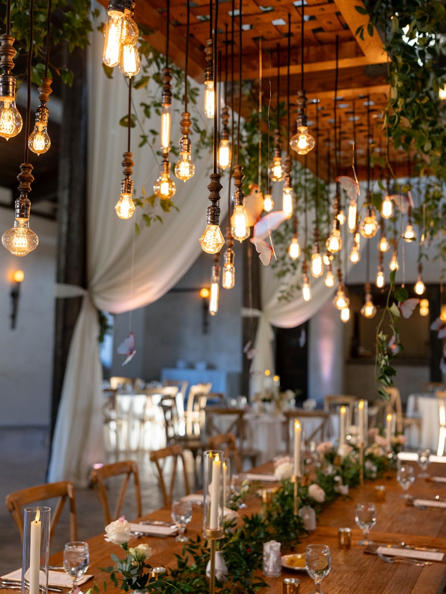 A Texas Hill Country wedding with a unique use for vintage lightbulbs